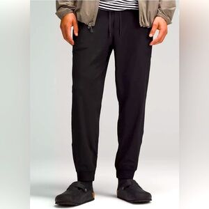 Lululemon ABC Jogger shorter